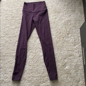 Lululemon Wunder under-Luon plum color
